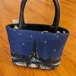 Adorable eiffel tower bag